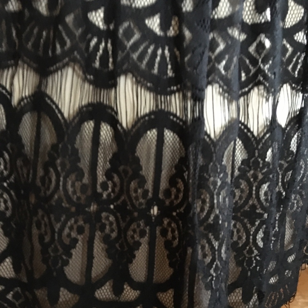 Trixxi little black dress size with lace NWOT - Picture 5 of 8